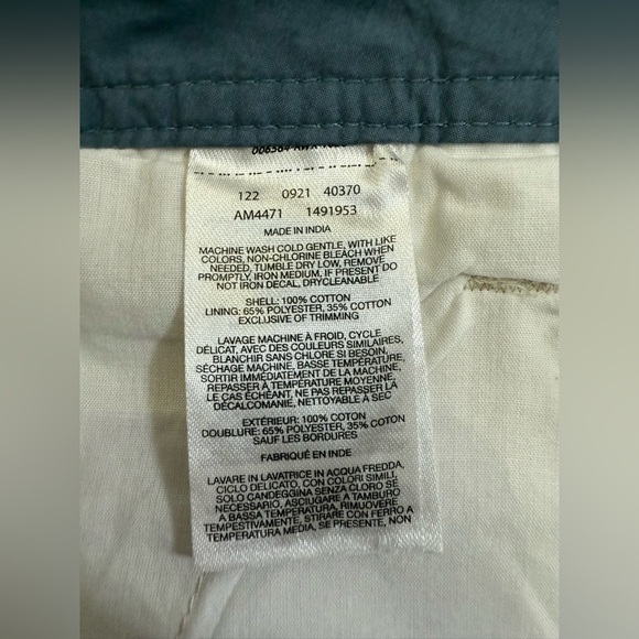 Columbia Men’s Khaki Washed Out Shorts - Size 34W/10L - Picture 7 of 8